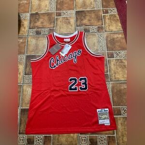 Mitchell & Ness Chicago Bulls 1984/85 Michael Jordan Jersey Size L
